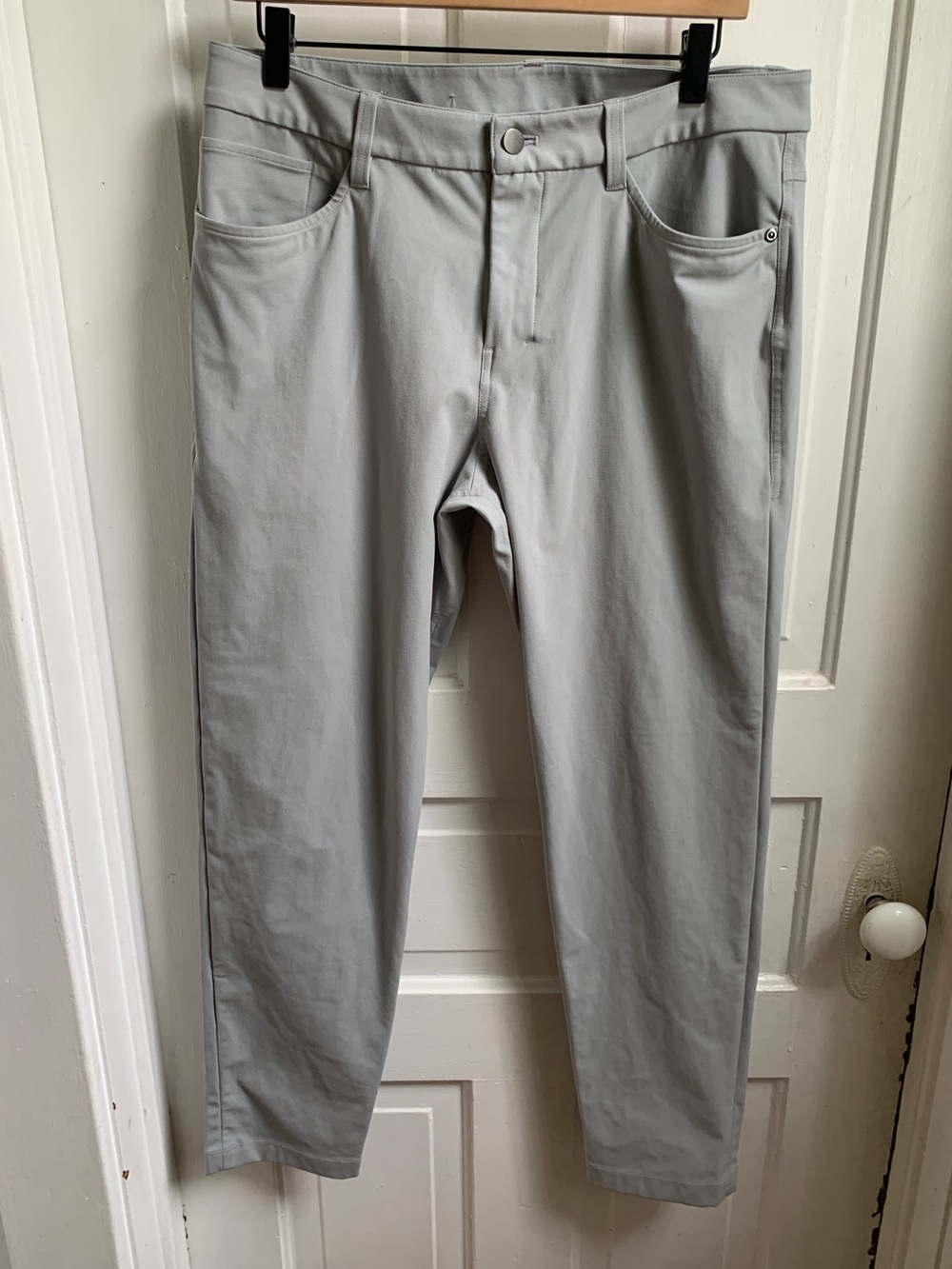 Men’s Lululemon ABC Slim 5 Pocket Light Gray Size 32” Pants Casual Office